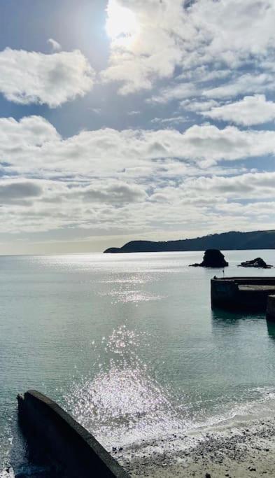 Charlestown Harbour & Short Walk! Holiday home *
