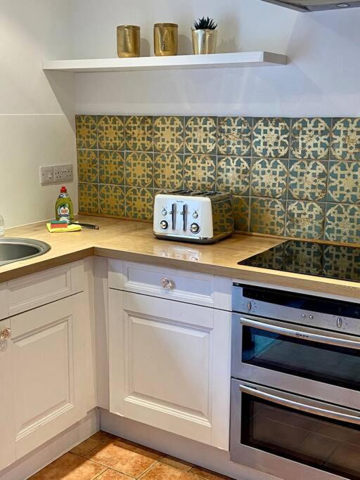 Holiday home Charlestown Harbour & Short Walk! *